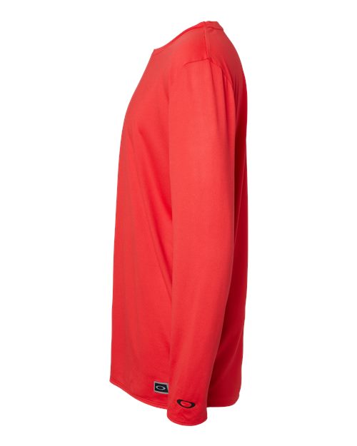 Oakley FOA402992 Team Issue Hydrolix Long Sleeve T-Shirt #color_Team Red