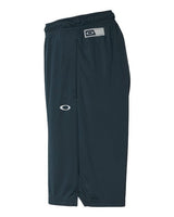 ""Oakley FOA402995 Team Issue Hydrolix 9" Shorts" #color_Blackout"