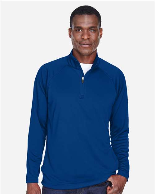 Devon & Jones DG440 Men's Stretch Tech-Shell Compass Quarter-Zip #color_TRUE ROYAL